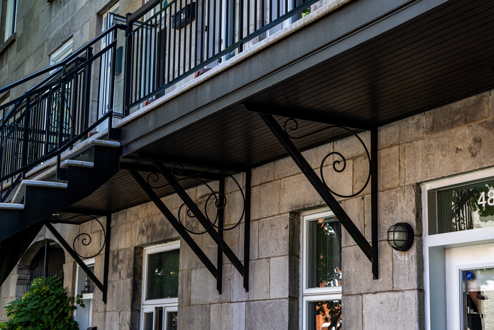 Balcons en fibre de verre | Montréal | Bell Aluminium