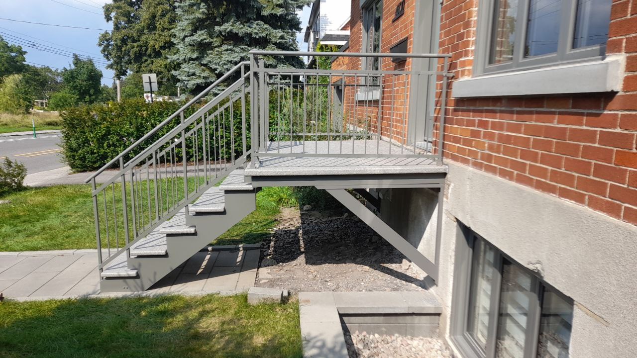 Balcons en fibre de verre | Montréal | Bell Aluminium